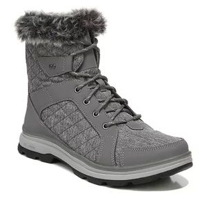 NWT Ryka woman’s snow boots